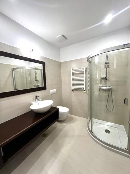 Apartament cu 4 camere decomandat, mobilat în Dorobanți