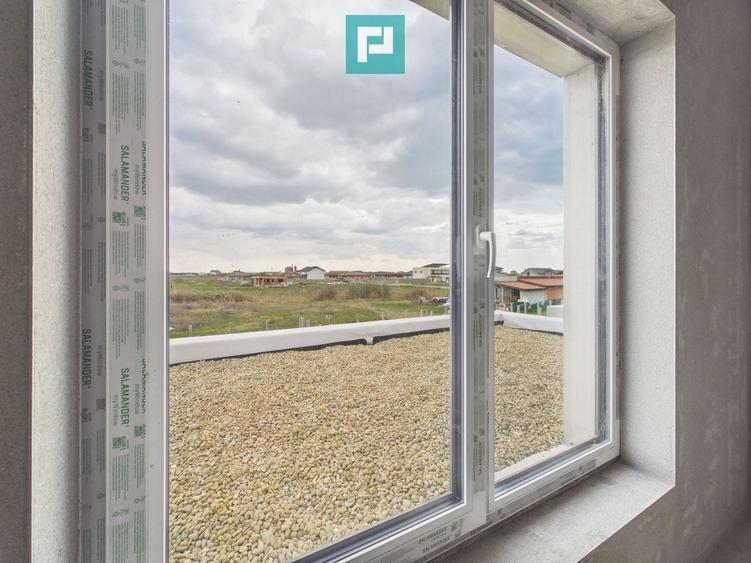 Duplex cu 4 camere cu Canalizare în Săcălaz