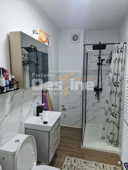 Apartament cu 2 camere decomandat, mobilat în Cugir