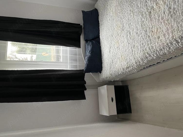 Apartament cu 3 camere semidecomandat în Rovinari