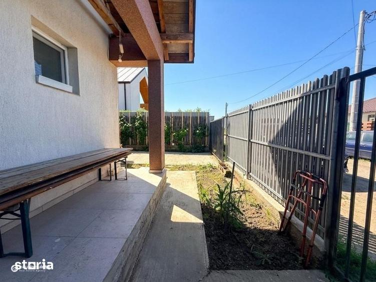 Casă cu 3 camere cu Teren 300 Mp în Rahova