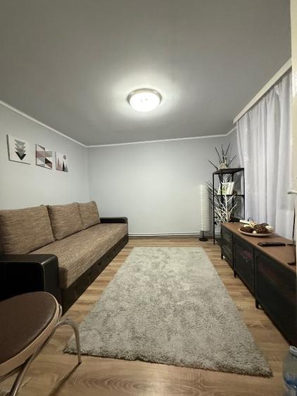 Casă individuală cu 5 camere cu Garaj în Vânători