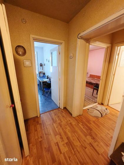Apartament 3 camere, decomandat, parter, zona Republicii - 12