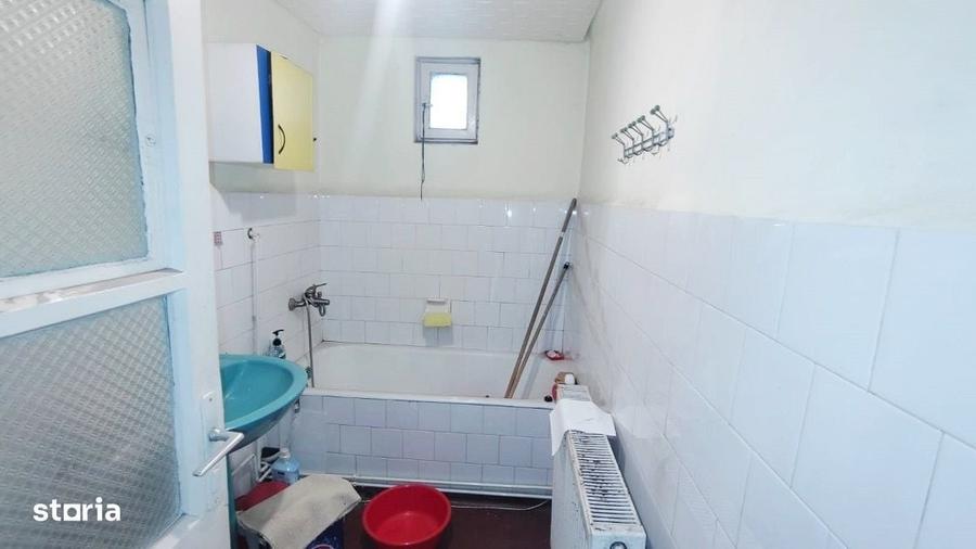 Casa individula ideal pentru 2 familii, P+E, Dambul Rotund - 10