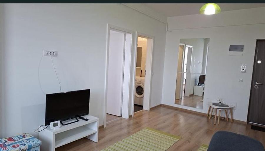 Apartament cu 2 camere decomandat, mobilat în Aeroport