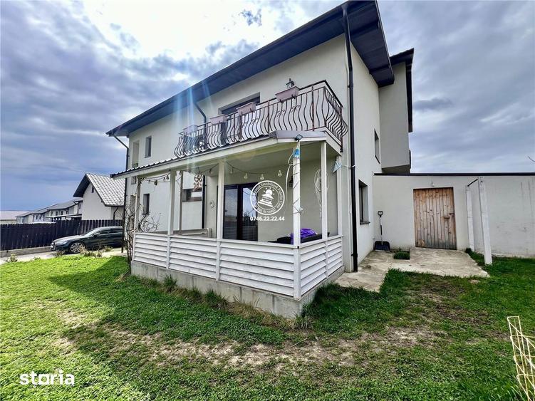 Casă cu 4 camere cu Teren 250 Mp în Valea Adâncă