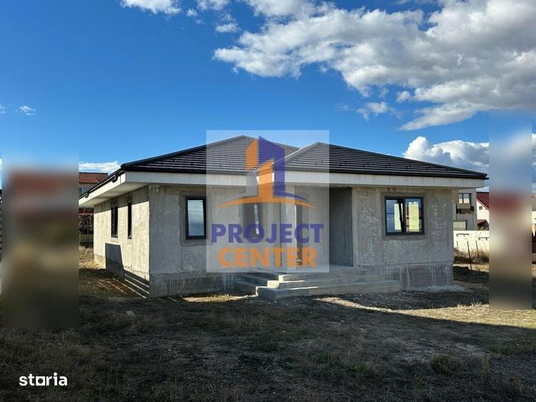 Casă cu 4 camere în Central