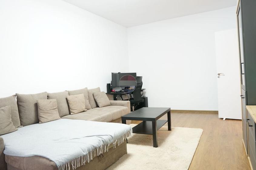 Apartament cu 2 camere decomandat, mobilat în Titan