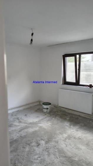 Casă individuală cu 3 camere cu Teren 300 Mp în Lumina
