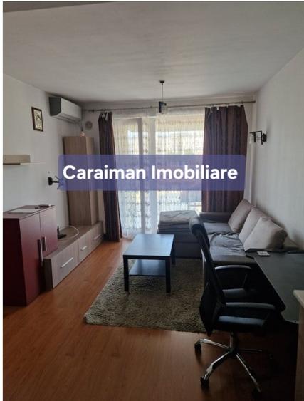 Apartament cu 2 camere semidecomandat în Bucur Obor