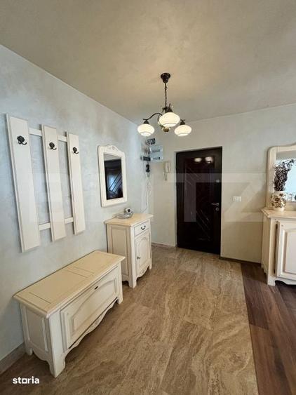 Apartament cu 4 camere în Independenței
