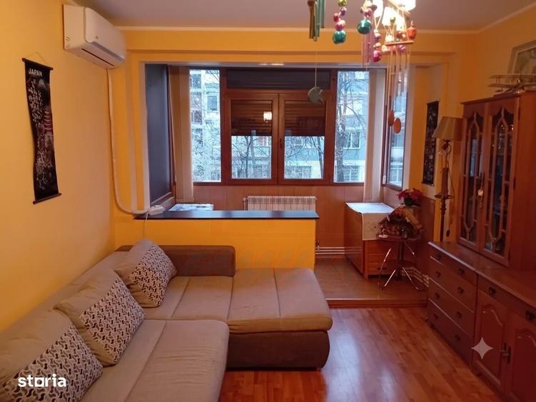 Apartament cu 2 camere semidecomandat în Mazepa 1