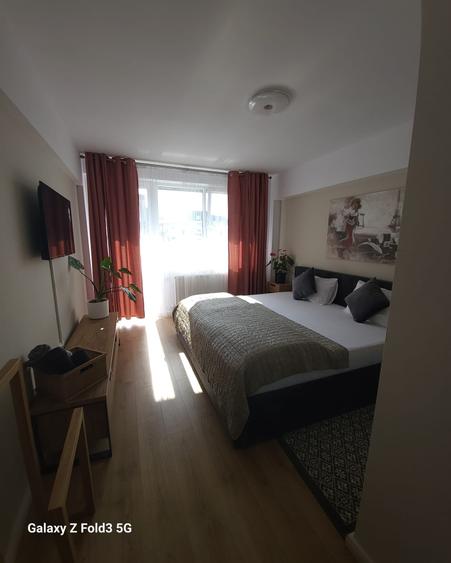 Apartament cu 2 camere semidecomandat în Florești