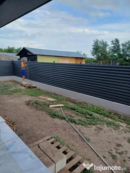 Casă cu 4 camere în Schela
