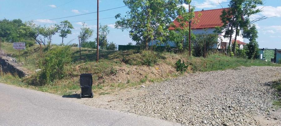 Teren de 1163 mp, în Aiton