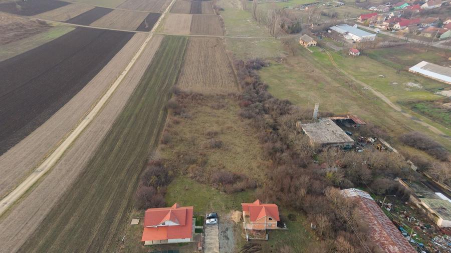 Teren agricol intravilan de 444 mp, în Exterior Sud