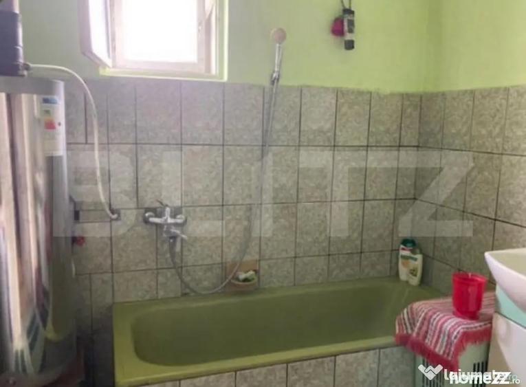 Casă cu 6 camere cu Teren 1000 Mp în Central