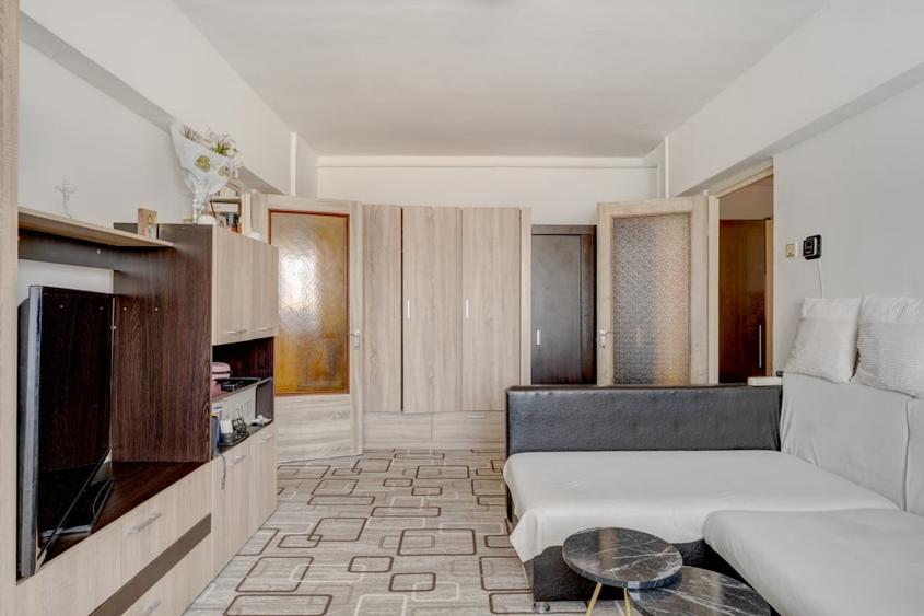 Apartament cu 2 camere semidecomandat în Măgurele