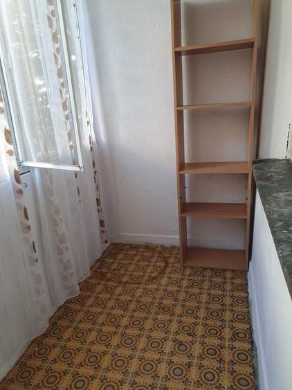 Apartament cu 3 camere semidecomandat în Republicii