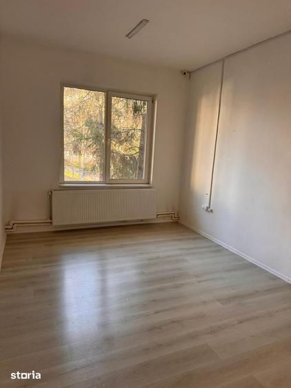 Spațiu comercial, de 584 mp, în Mureșeni