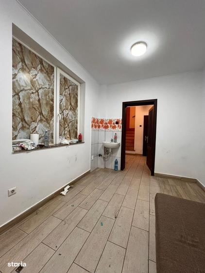 Casă cu 3 camere cu Teren 40 Mp în Ultracentral