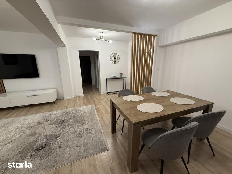Apartament cu 3 camere în Calea București
