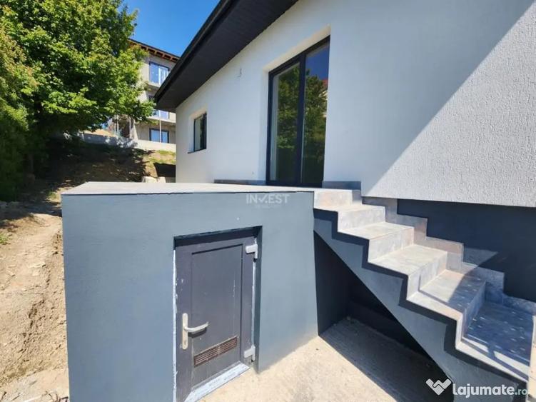 Casă cu 3 camere cu Teren 818 Mp în Valea Adâncă