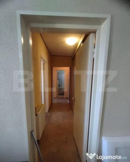 Apartament cu 4 camere semidecomandat în Nord
