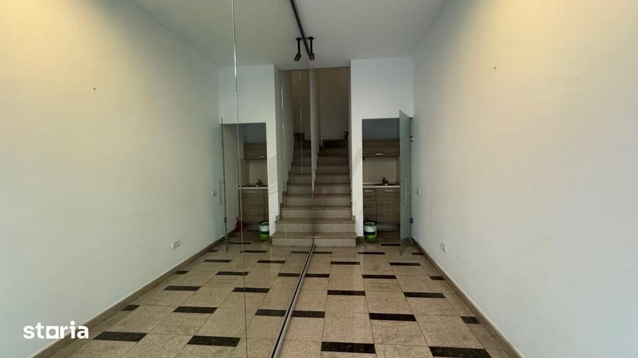 Spațiu comercial, de 32 mp, în Centrul Istoric