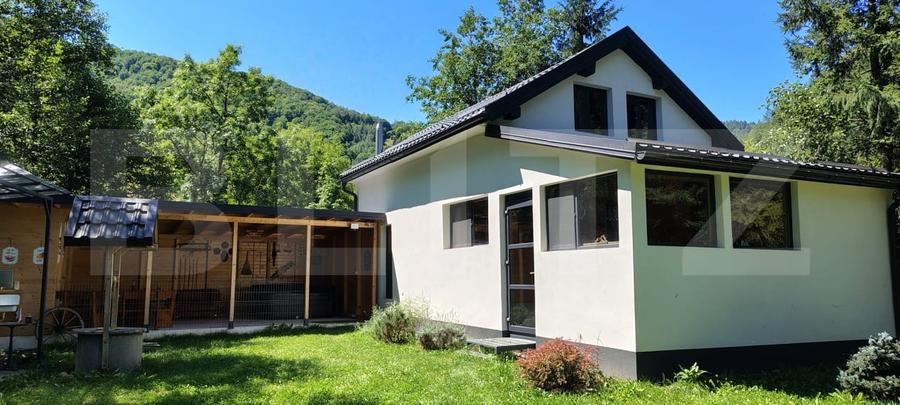 Casă individuală cu 4 camere cu Teren 768 Mp în Râșca