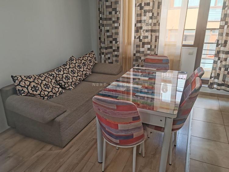 Apartament cu 3 camere semidecomandat, mobilat în Rahova
