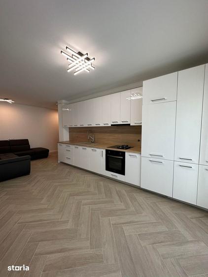 Apartament cu 3 camere în Botizului