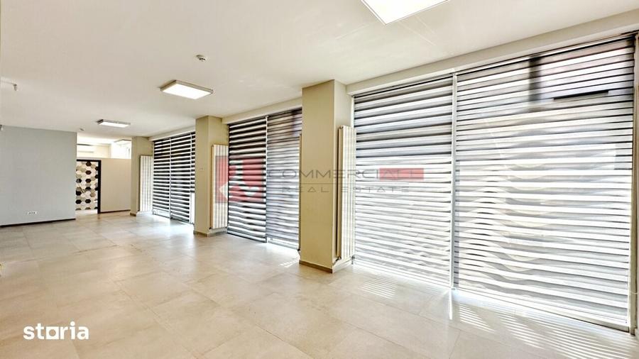 Spațiu comercial, de 240 mp, în Centrul Civic