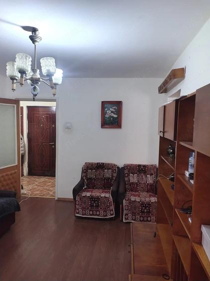 Apartament cu 2 camere semidecomandat în Alecu Russo