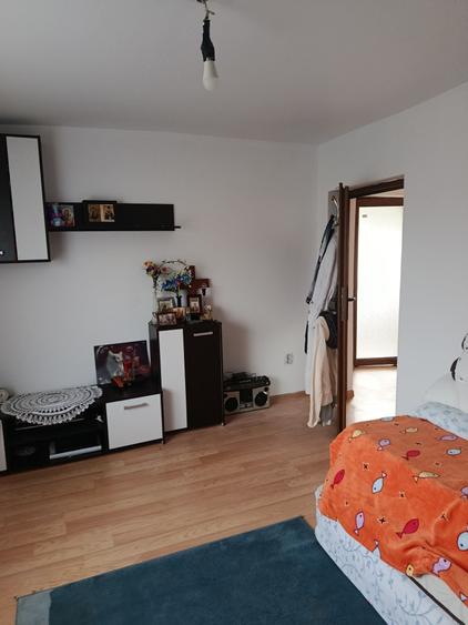Casă cu 3 camere în Gheorghe Lazăr