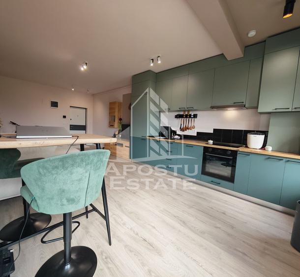 Apartament cu 2 camere semidecomandat, mobilat în Torontalului