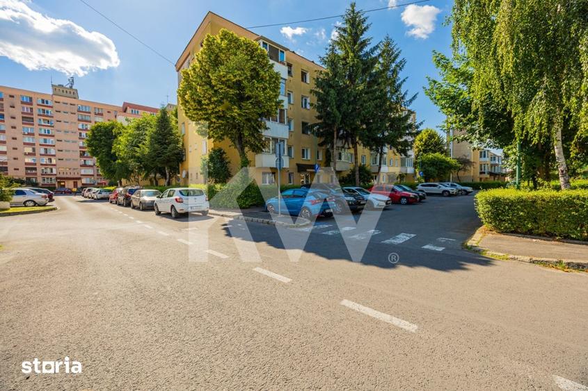 Apartament cu 2 camere semidecomandat, mobilat în Blumăna