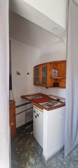 Apartament cu 2 camere decomandat, mobilat în Universitate