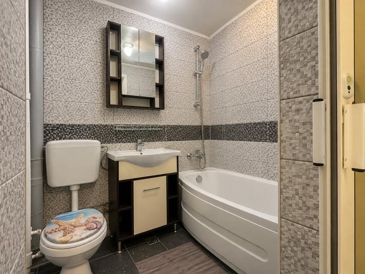 Apartament cu 2 camere decomandat în Drumul Taberei