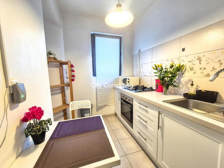 Apartament cu 3 camere, mobilat în Cișmigiu