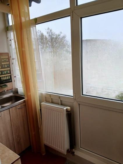 Apartament cu 2 camere decomandat în Obor
