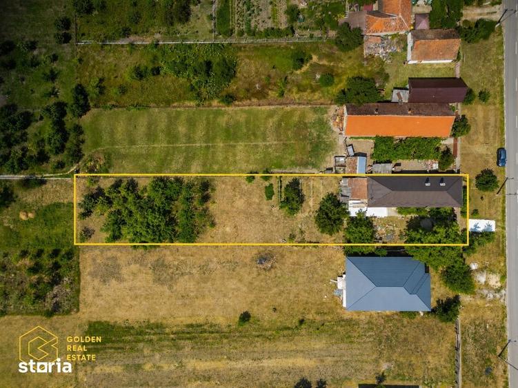 Casă cu 4 camere cu Teren 1554 Mp în Central