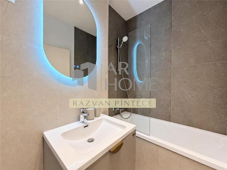 Apartament cu 3 camere decomandat, mobilat în Albert
