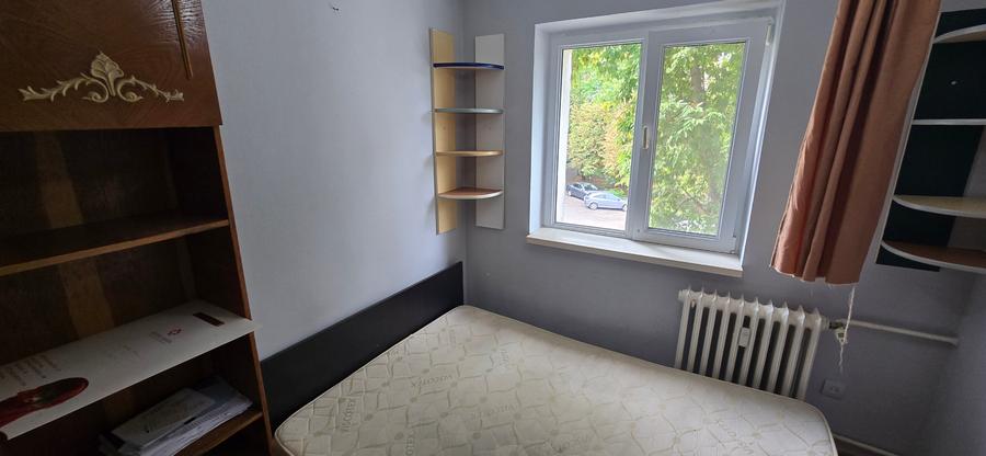 Apartament cu 2 camere semidecomandat în Podu Roș