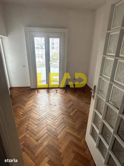 Apartament cu 2 camere semidecomandat în Romană