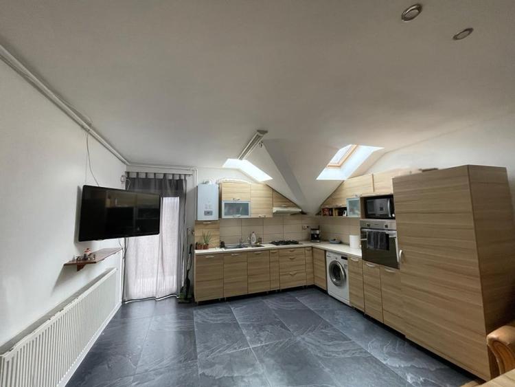 Apartament 3 camere, 56.mp | Zona Buna ziua - 2