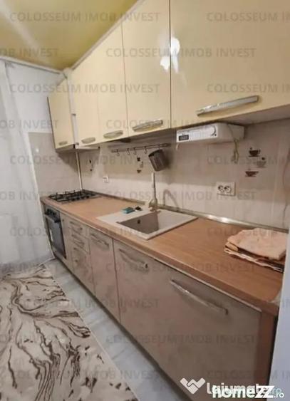 Garsoniera 35 mp | Centrala proprie | Zona Tractorul - Brasov (Brasov) - 1
