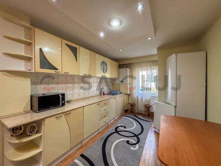 Apartament cu 3 camere decomandat, mobilat în Între Lacuri