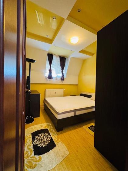 Apartament cu 3 camere decomandat, mobilat în Dacia