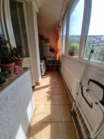 Apartament cu 2 camere semidecomandat în Baba Novac